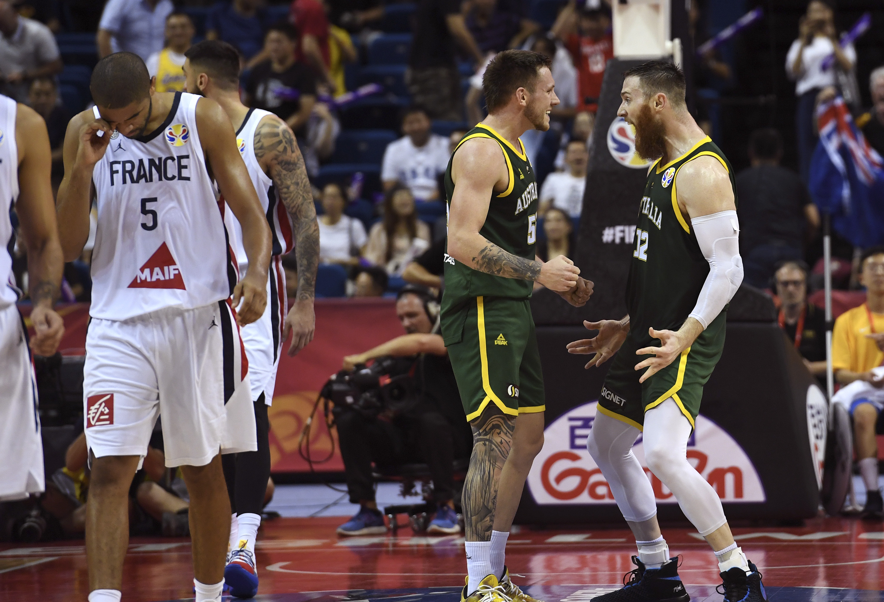 开云体育中国-法国乒乓球队力克中国乒乓球队，水谷隼完成帽子戏法