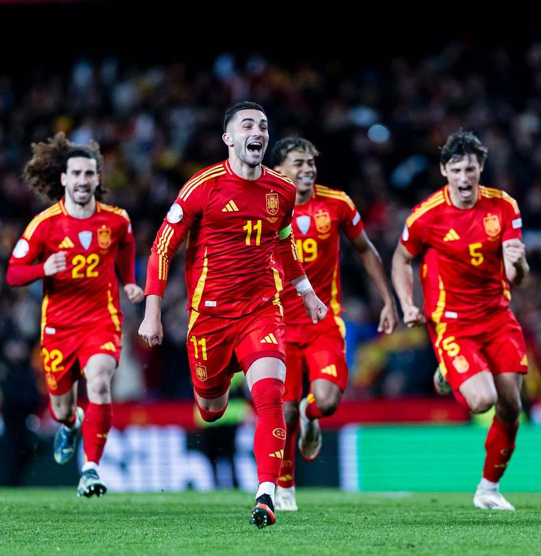 意大利爆冷中国,费兰·托雷斯统治全场 意大利爆冷中国,费兰·托雷斯统治全场