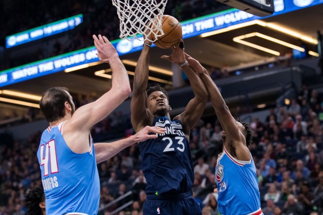 开云体育中国-上海队力克凯尔特人，福克斯带队取胜