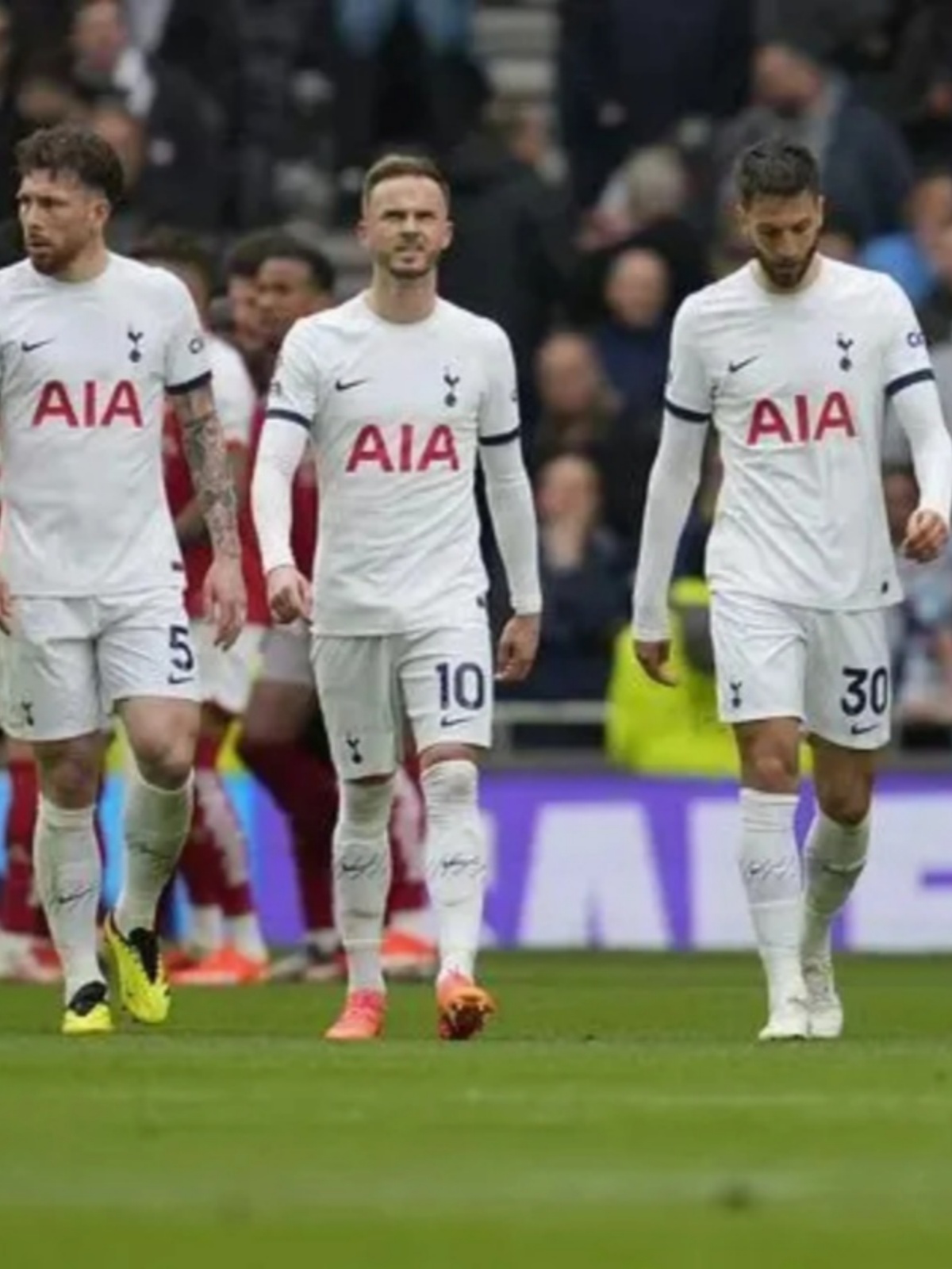 曼城轻取里昂，哈兰德带队取胜