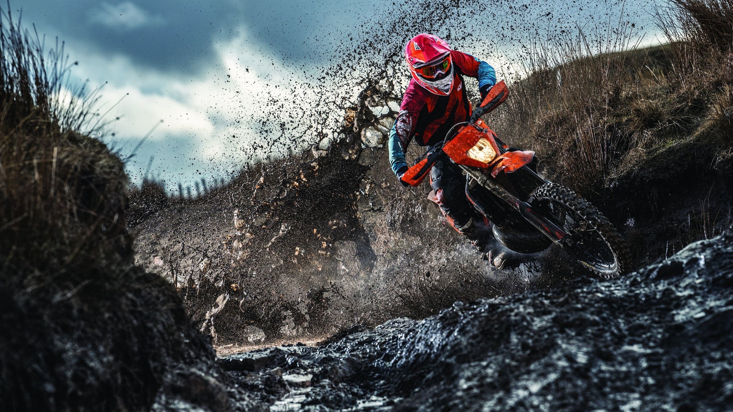 开云体育在线-新王登基！拉沃尔杯激情篝火，何以碾压蒙特卡洛古典殿堂？鲁德一道极光撕裂网坛黑夜