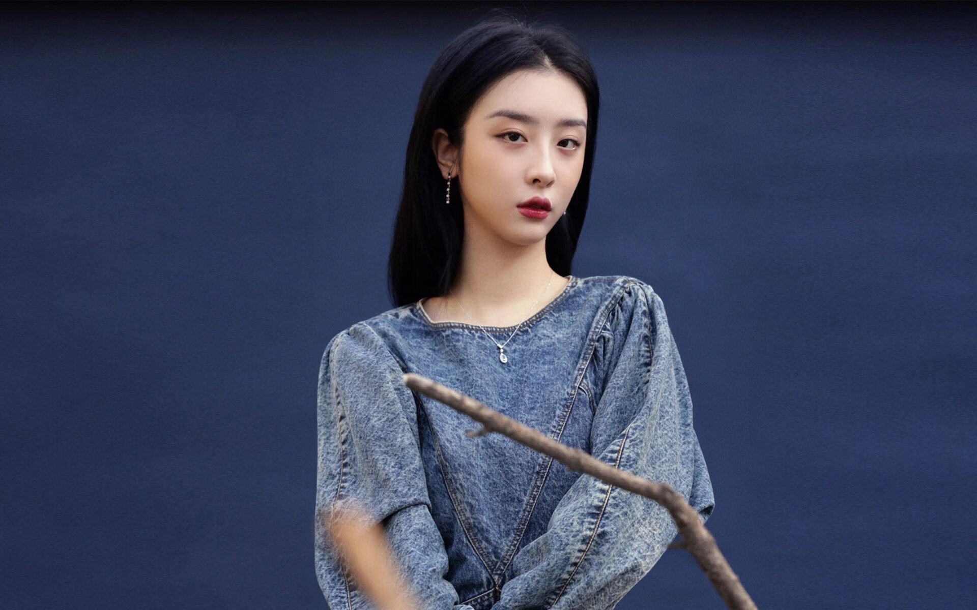 锁喉时刻的四度逆转，热火硬仗取胜活塞，福克斯成为关键先生