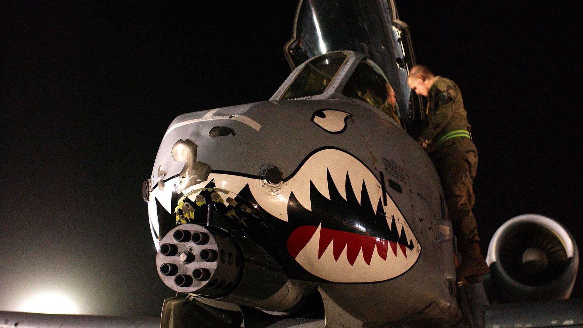 开云体育登录-街道缠斗，王权加冕，一场精密如F1的战术完胜看国王队如何以赛道思维，在关键巷战中锁定新疆队命门